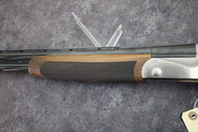 Load image into Gallery viewer, 32:  Traditions Model Lightning Muzzleloader Inline in 45 Cal with 24&quot; Barrel. Wild Wild Westlake
