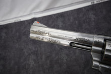 Load image into Gallery viewer, 18:  Smith &amp; Wesson Model 686-3 in 357 Mag with 6&quot; Barrel and Class C Engraving Wild Wild Westlake
