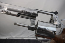 Load image into Gallery viewer, 18:  Smith &amp; Wesson Model 686-3 in 357 Mag with 6&quot; Barrel and Class C Engraving Wild Wild Westlake
