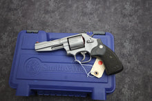 Load image into Gallery viewer, 1489:  Ruger New Model Blackhawk Convertible in 9 MM / 357 Mag and 38 Special. Wild Wild Westlake
