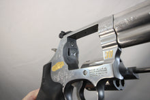 Load image into Gallery viewer, 21:  Smith &amp; Wesson Model 686-6 in 357 Mag with 6&quot; Barrel - NASCAR Commemorative Wild Wild Westlake
