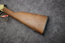 Load image into Gallery viewer, 90:   NIB Rossi Rio Bravo Lever Action Rifle in 22 LR with 18&quot; Barrel Wild Wild Westlake
